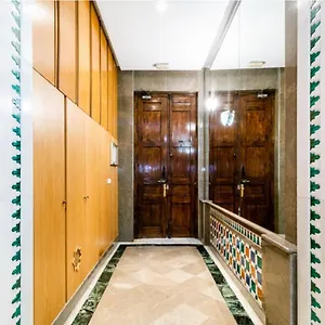  Apartment Qh Reyes Catolicos Spain